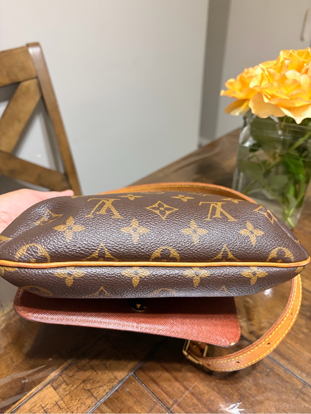 Musette Tango Monogram Short Strap - Picture 4 of 16